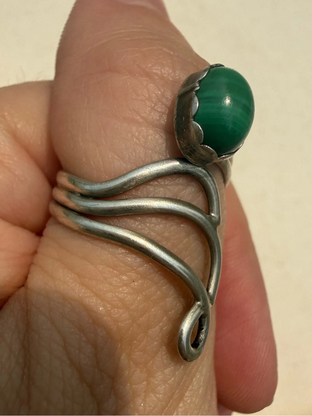 Sterling Silver Green Machalite Stone Ring size 8
